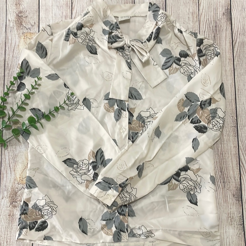 🌸Clearance! 🌸 Cream Floral Neck Tie Formal Shirt Size Unknown